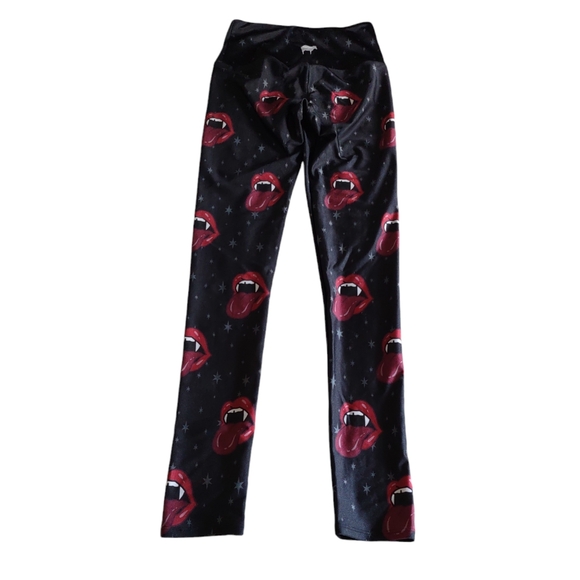 Goldsheep XS Vampire Lip Star Print Leggings - Picture 2 of 14